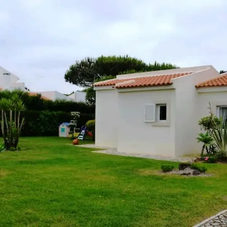 Ines De Castro, Silver Coast *